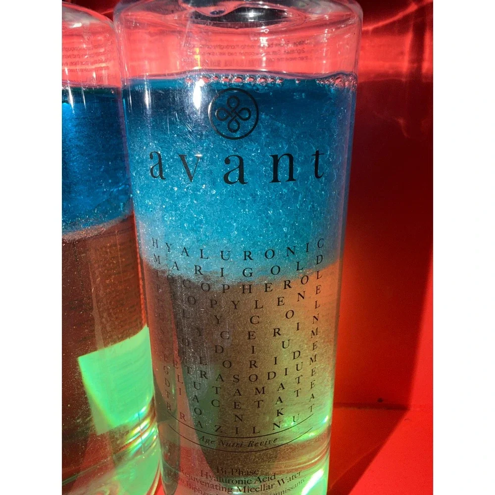 Avant Micellar Water Bi-Phase Hyaluronic Acid Rejuvenating Age Nutri-Revive 2pc